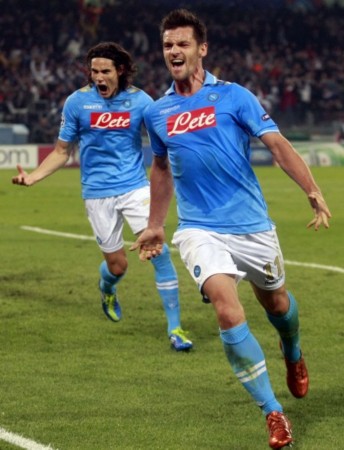 在高压力的 在高压力的